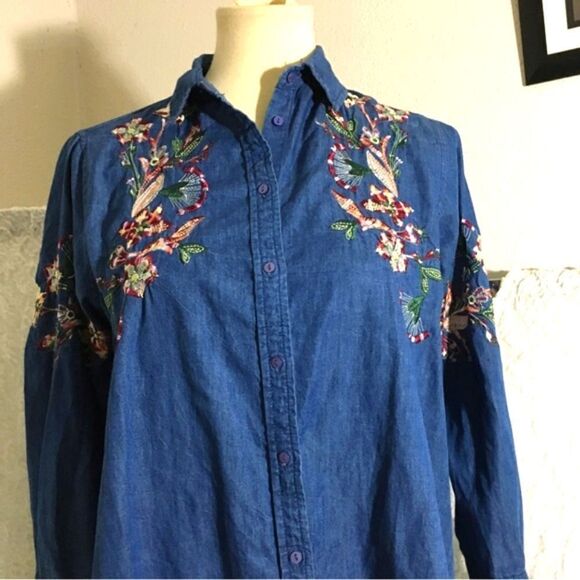 Zara Basic Embroidered Denim Shirt Size Medium - Picture 7 of 11